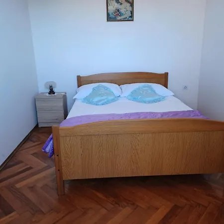 Viktor I Silvana Apartmán *